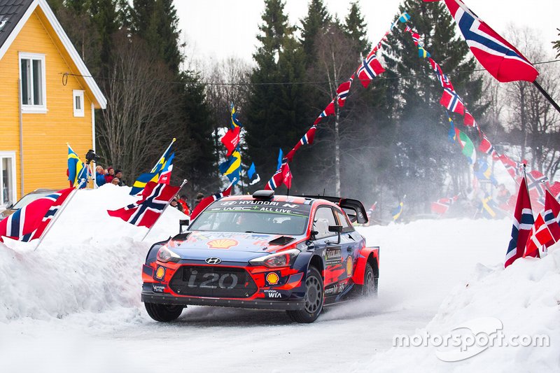 Thierry Neuville, Nicolas Gilsoul, Hyundai Motorsport Hyundai i20 Coupe WRC