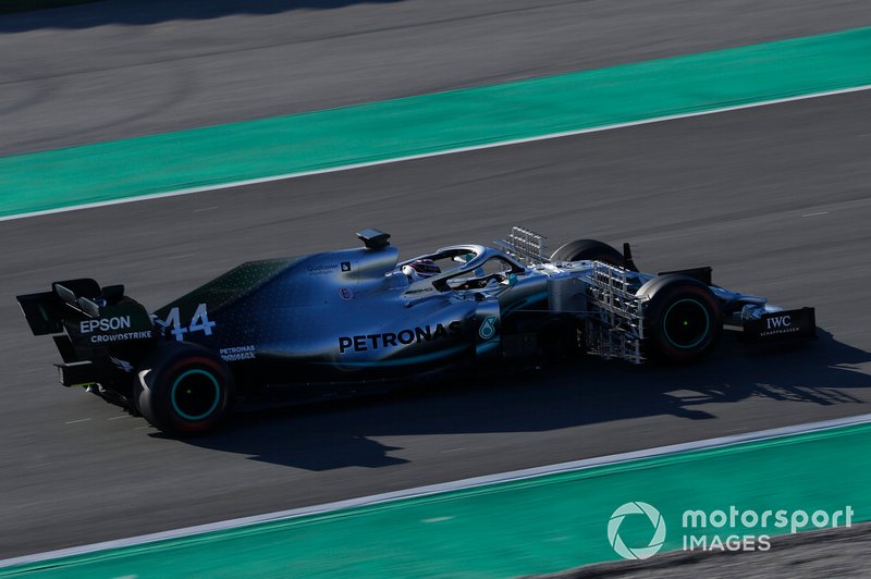 Lewis Hamilton, Mercedes-AMG F1 W10, con sensori aerodinamici