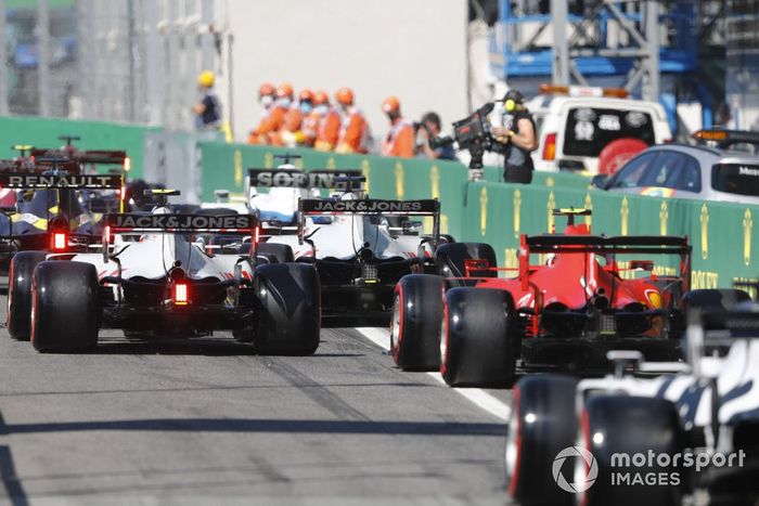 Kevin Magnussen, Haas VF-20, Charles Leclerc, Ferrari SF1000