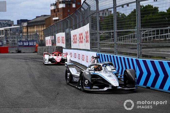 Stoffel Vandoorne, Mercedes-Benz EQ, EQ Silver Arrow 02, Sergio Sette Camara, Dragon Penske Autosport, Penske EV-5
