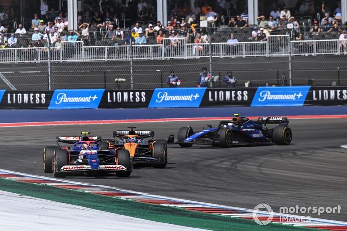 Yuki Tsunoda, RB F1 Team VCARB 01, Oscar Piastri, McLaren MCL38, Franco Colapinto, Williams FW46