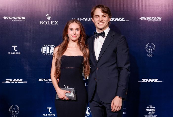 Oscar Piastri, McLaren y Lily Zneimer