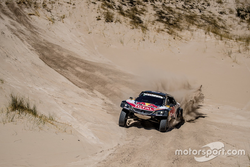 #303 Peugeot Sport Peugeot 3008 DKR: Carlos Sainz, Lucas Cruz