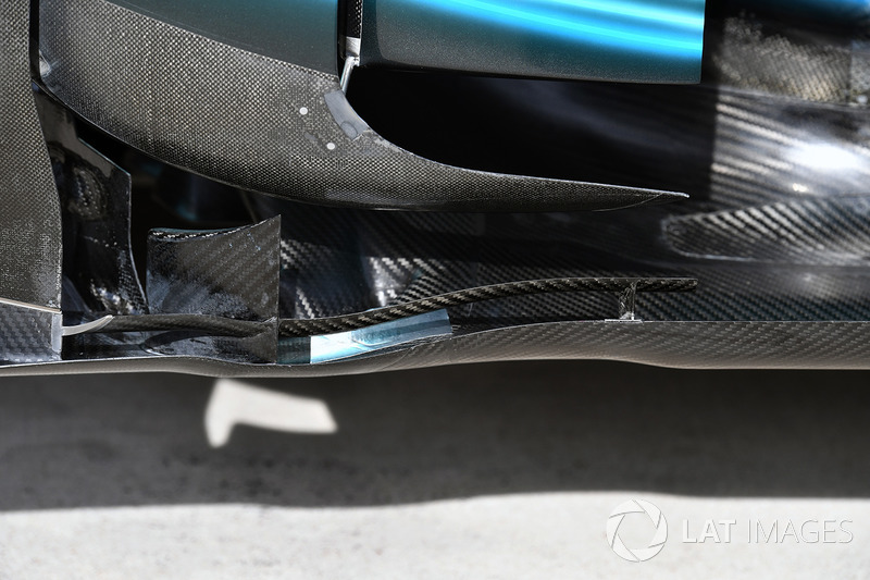 Mercedes-Benz F1 W08  aero detail