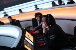 Сотрудник McLaren