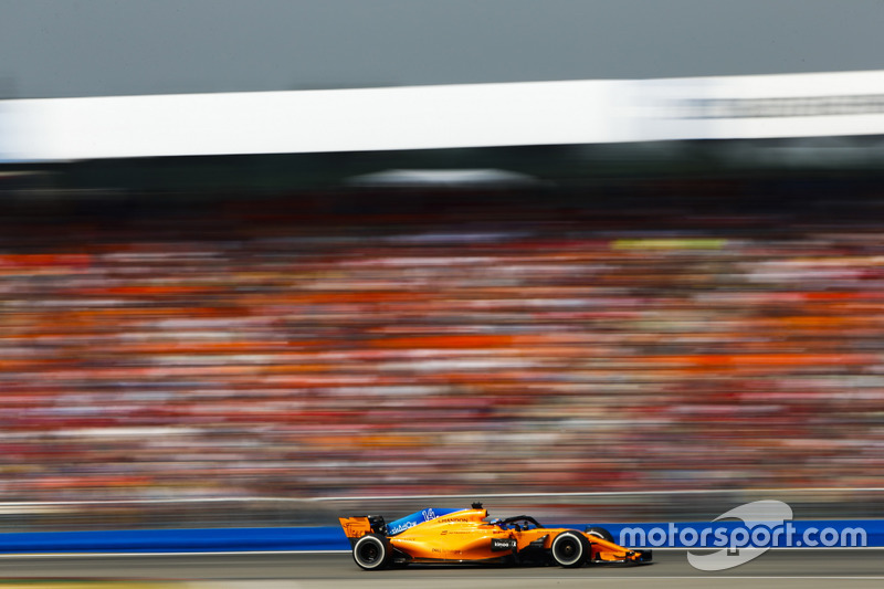 Алонсо и McLaren совершают тактический провал