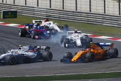 Sergey Sirotkin, Williams FW41 Mercedes, leads Stoffel Vandoorne, McLaren MCL33 Renault, Charles Leclerc, Sauber C37 Ferrari, Pierre Gasly, Toro Rosso STR13 Honda, and Marcus Ericsson, Sauber C37 Ferrari