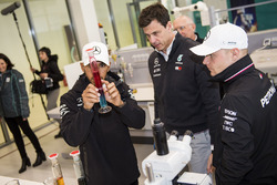 Lewis Hamilton, Mercedes-AMG F1, Valtteri Bottas, Mercedes-AMG F1, Toto Wolff, Mercedes AMG F1 Direc