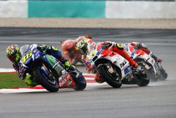 Valentino Rossi, Yamaha Factory Racing, Andrea Iannone, Ducati Team