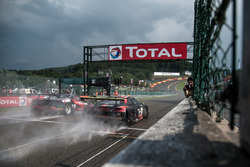 #4 Belgian Audi Club Team WRT, Audi R8 LMS: Filipe Albuquerque, Rodrigo Baptista, Sergio Jimenez; Kessel Racing, Ferrari 488 GT3: Michal Broniszewski, Alessandro Bonacini, Andrea Rizzoli, Giacomo Piccini