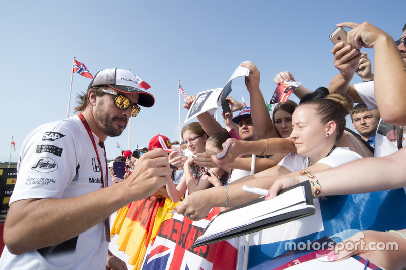 Fernando Alonso, McLaren con fans