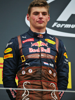 Max Verstappen, Red Bull Racing viert zijn tweede plaats op het podium