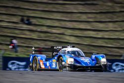 #36 Signatech Alpine A460: Gustavo Menezes, Nicolas Lapierre, Stéphane Richelmi