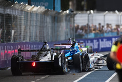Аварія Стефана Сарразана, Venturi та Робіна Фряйнса, Amlin Andretti Formula E Team