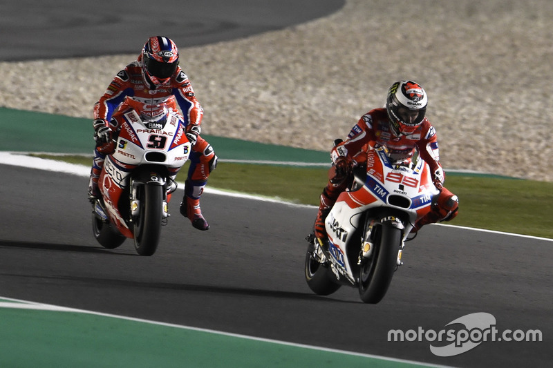 Jorge Lorenzo, Ducati Team; Danilo Petrucci, Pramac Racing