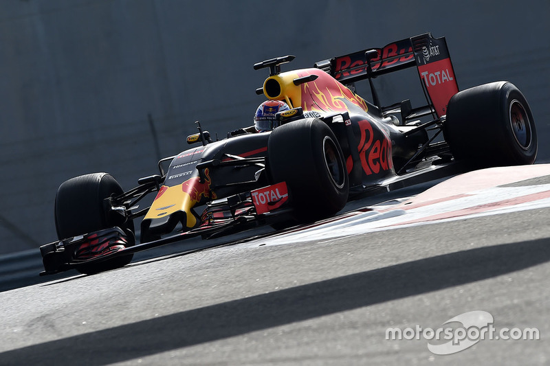 Max Verstappen, Red Bull Racing testing the new 2017 Pirelli tyres