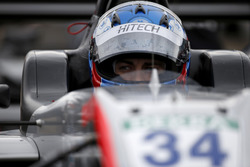 Jake Hughes, Hitech Grand Prix, Dallara F317 - Mercedes-Benz