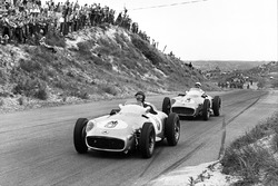 Juan Manuel Fangio, Mercedes-Benz W196