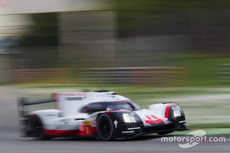 #1 Porsche Team Porsche 919 Hybrid: Neel Jani, Andre Lotterer, Nick Tandy