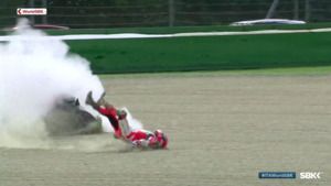 WorldSBK Imola: Accidente de Michael Ruben Rinaldi