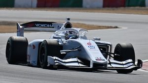 2025 Super Formula - Highlights de la Carrera 2 en Suzuka