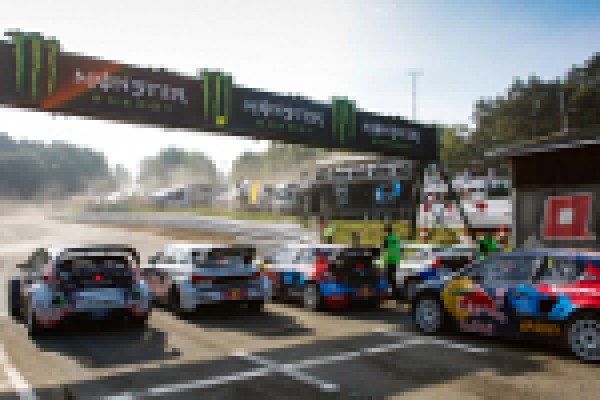 37 SuperCars na Esteringu