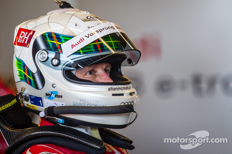 Allan McNish announces retirement from racing