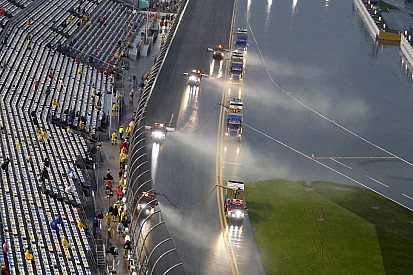 Daytona postponed until 11 a.m. Sunday