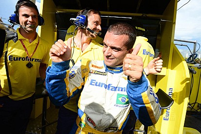 Max Wilson se benefecia com pista seca e garante a pole position em Ribeir&atilde;o Preto