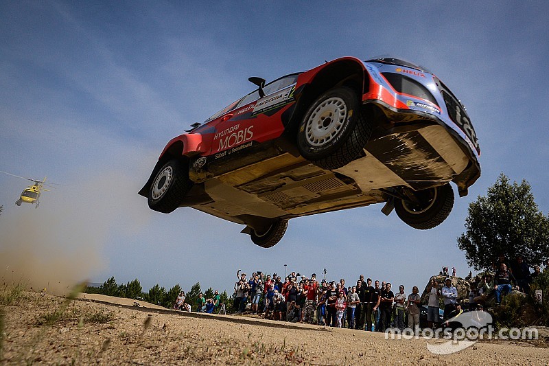 Hayden Paddon ne veut pas s'arrêter en si bon... vol