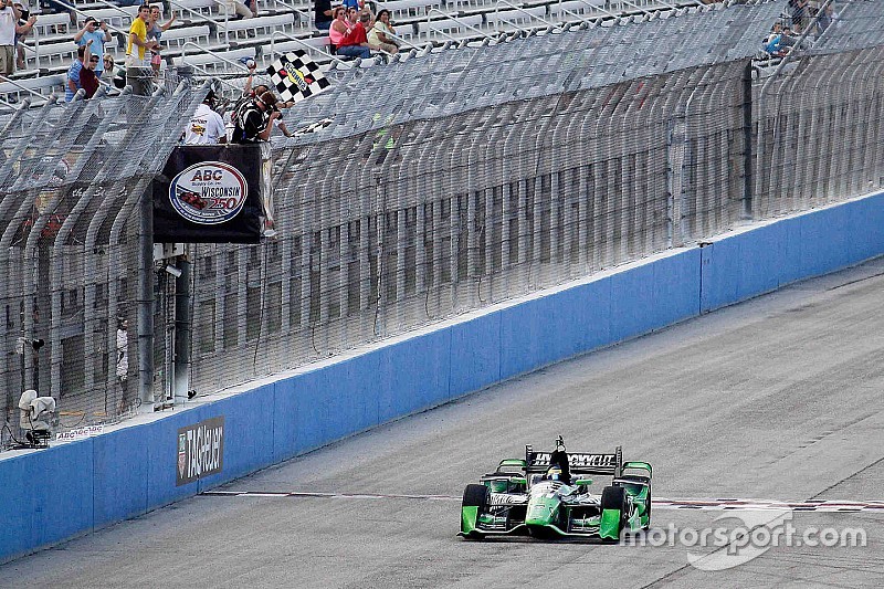 Bourdais mantiene la victoria