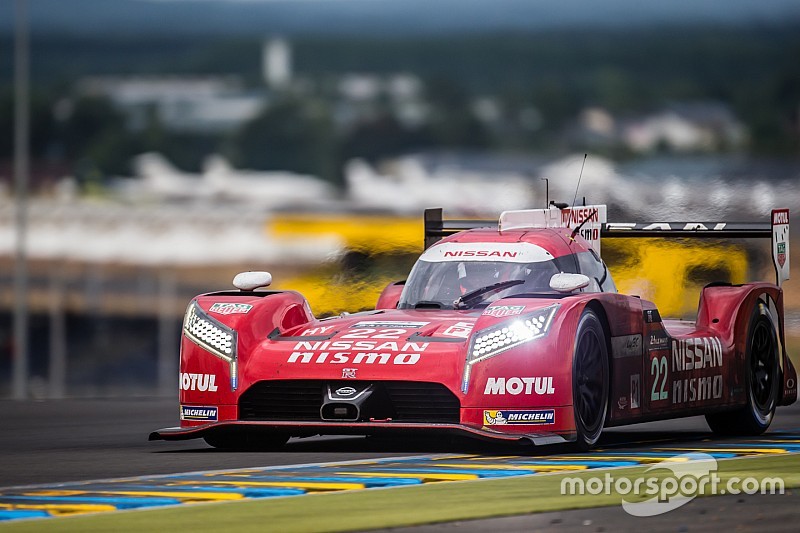 #22 Nissan Motorsports Nissan GT-R LM NISMO: Harry Tincknell, Alex Buncombe, Michael Krumm