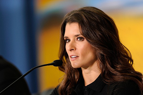 Danica ignora “maldades” e diz que F1 é página virada