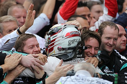 Strafe gegen Kimi Räikkönen: Mercedes ist vorzeitig Formel-1-Weltmeister