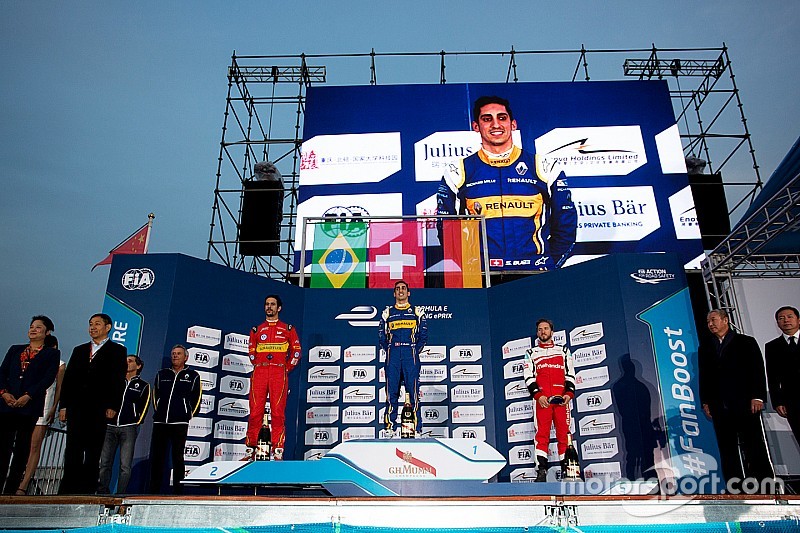 Podio: ganador Sébastien Buemi, Renault e.Dams, segundo lugar Lucas di Grassi, ABT Schaeffler Audi S