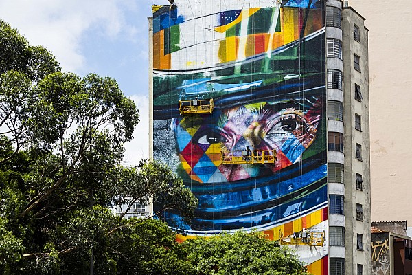 Mural de Senna é inaugurado por Audi e IAS na Av. Paulista 