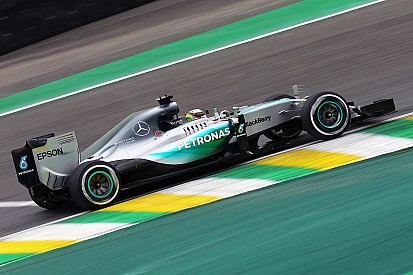 Mercedes uit bezorgdheid over voorgestelde regels voor 2017