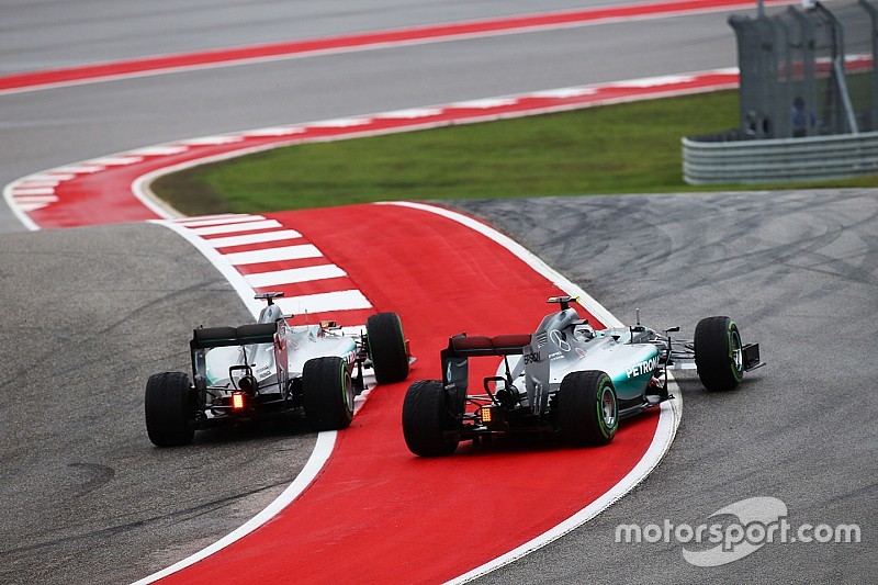 Wolff herhaalt waarschuwing voor Hamilton en Rosberg