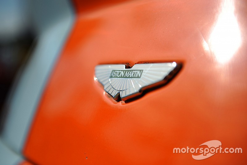 Aston Martin detalhes