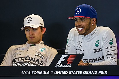 Rosberg: 'Geen scheidingswand in Mercedes pitbox'
