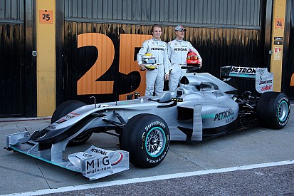 Fotostrecke: Mercedes-Präsentationen seit 2010