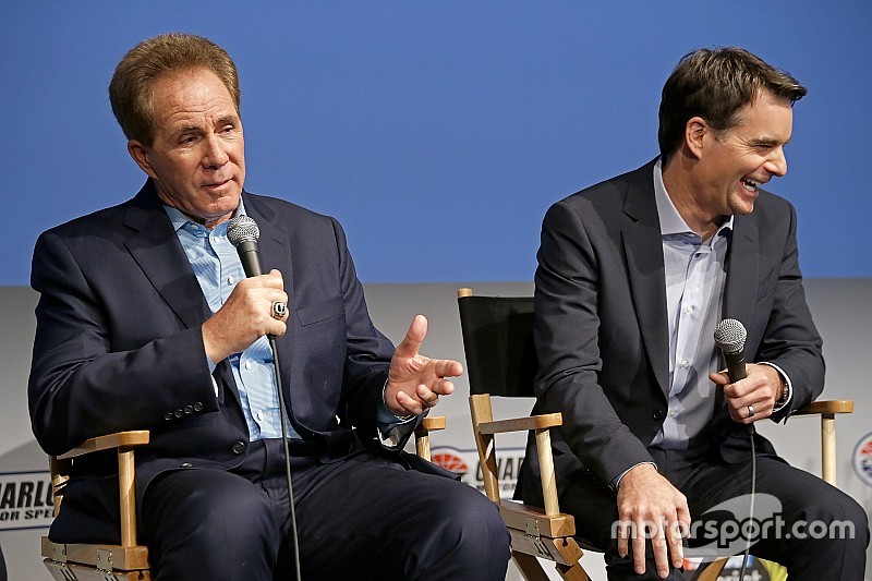 Darrell Waltrip Jeff Has Changed The Dynamic Of Fox Nascar Darrell Waltrip Jeff Has Changed The Dynamic Of Fox Nascar Booth A Lot
