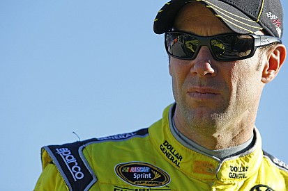 Campeão da NASCAR põe casa à venda por R$ 10 milhões