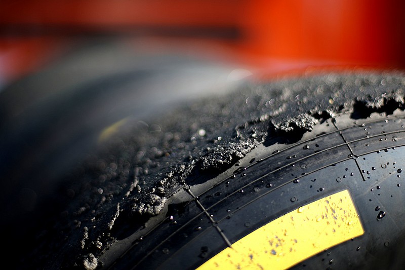 Neum&aacute;ticos Pirelli