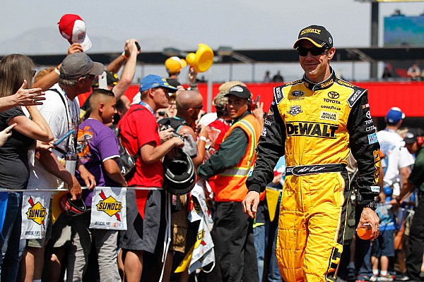 Kenseth tiene la esperanza de sacudir su mala suerte