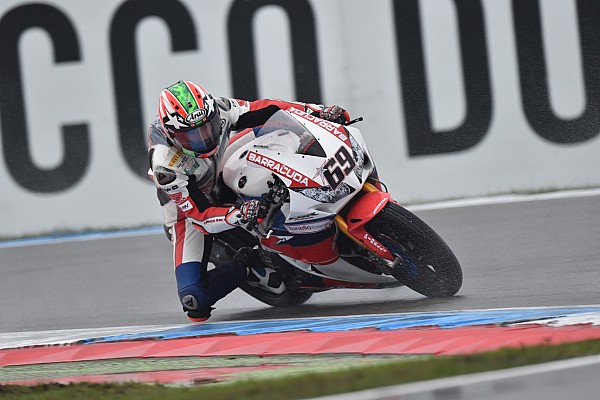 Hayden se deleita con el primer podio desde 2011