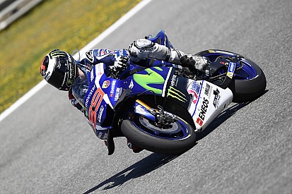 Lorenzo: "Trovate soluzioni positive per far girare la moto"