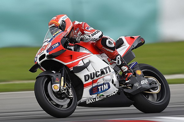 Ducati pondr&aacute; una tercera Desmosedici GP en pista con Pirro