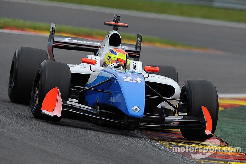 F3.5 Spa: Vaxiviere pakt pole, Visser P14