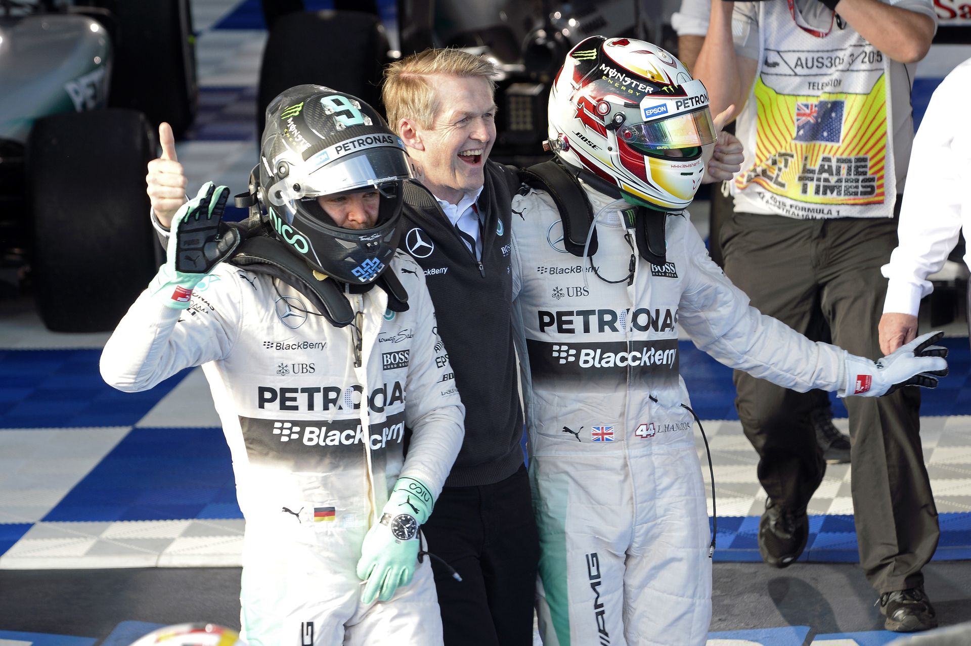 Hamilton partizik, Rosberg babázik